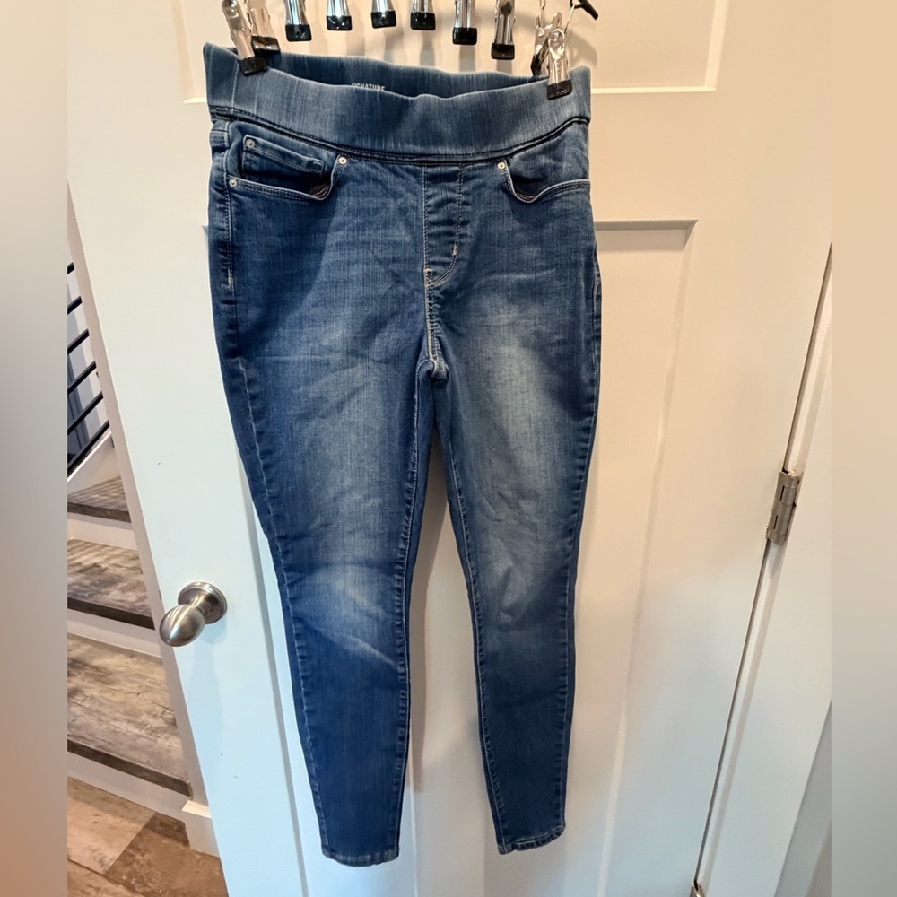 Signature Levi Strauss Pull On Skinny Jeans Womens 6 Blue Shaping Stretch Denim
